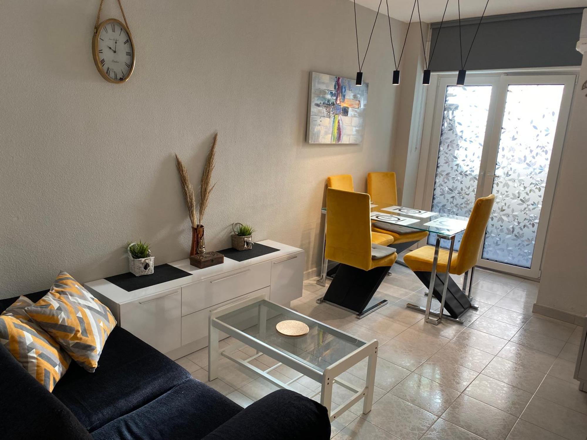 Casa Magdalena 2-Bedroom Apartament Between The Los Locos And Del Cura Beaches Torrevieja Ngoại thất bức ảnh