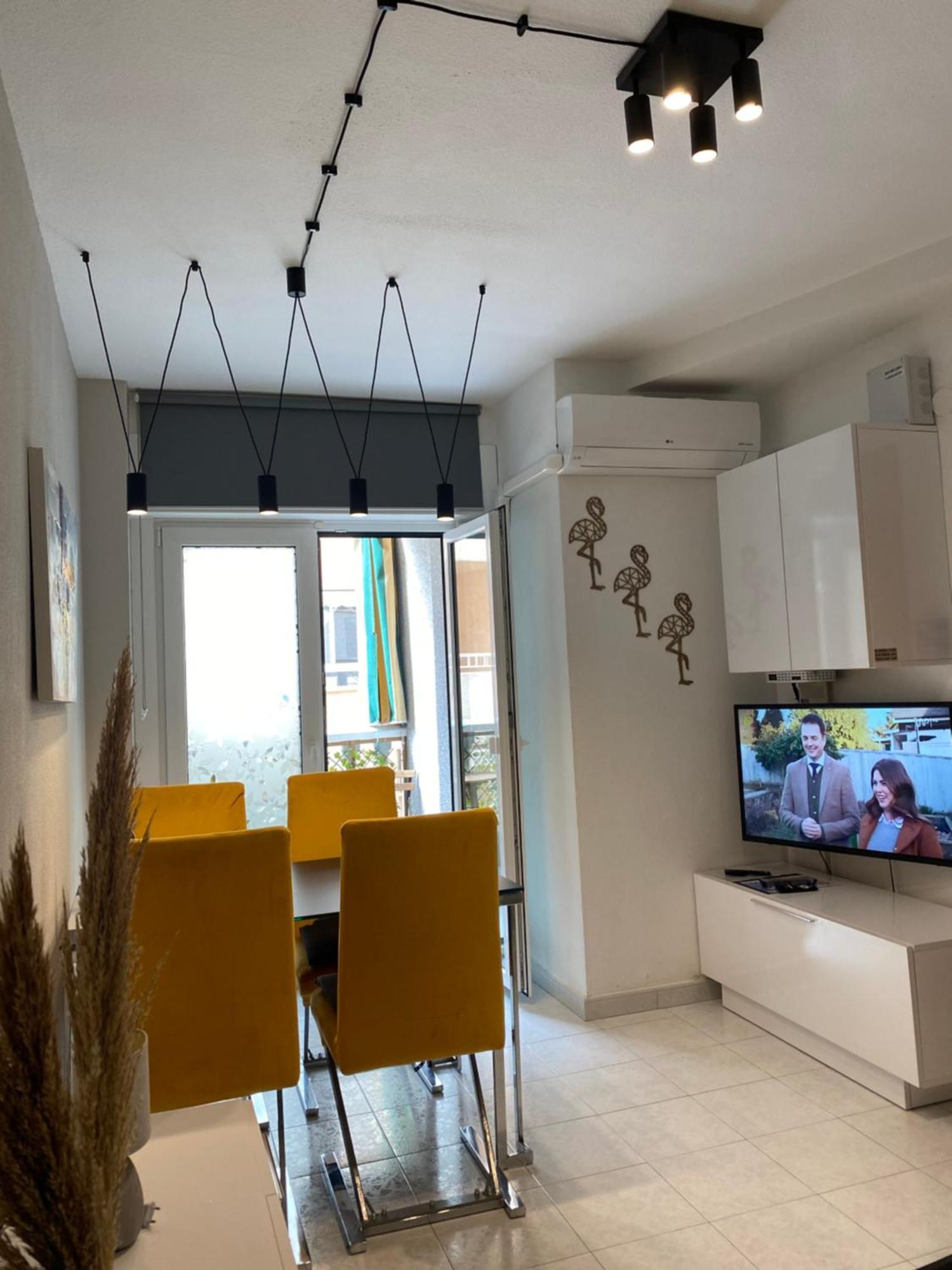 Casa Magdalena 2-Bedroom Apartament Between The Los Locos And Del Cura Beaches Torrevieja Ngoại thất bức ảnh